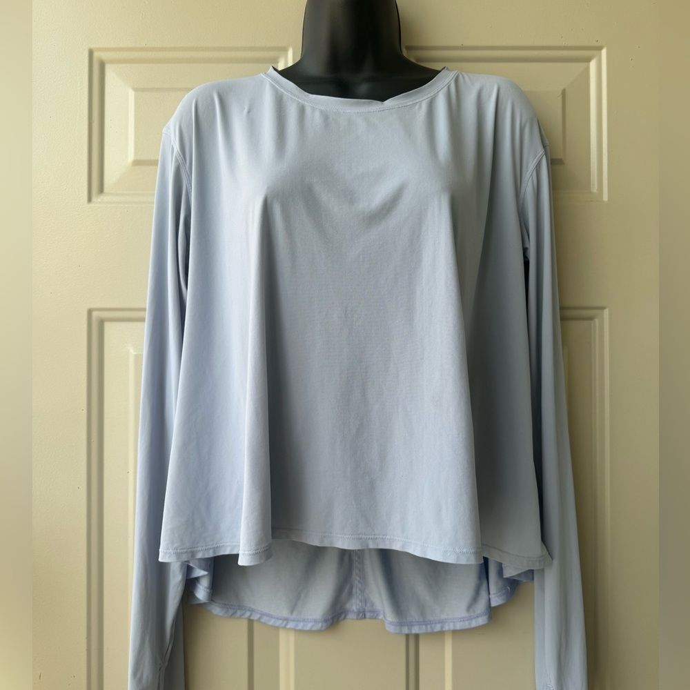 Lululemon T-shirt with long sleeves Size 10